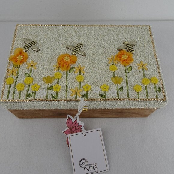 Beaded Wood Jewelry Storage Trinket Box Handcrafted Bee Flower Theme